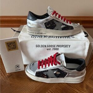 Golden Goose Women’s Stardan’s